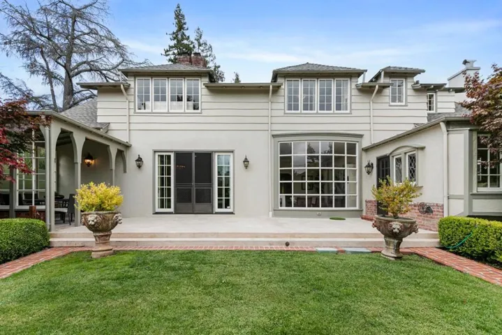 336 Brentwood Road, Hillsborough, California 94010