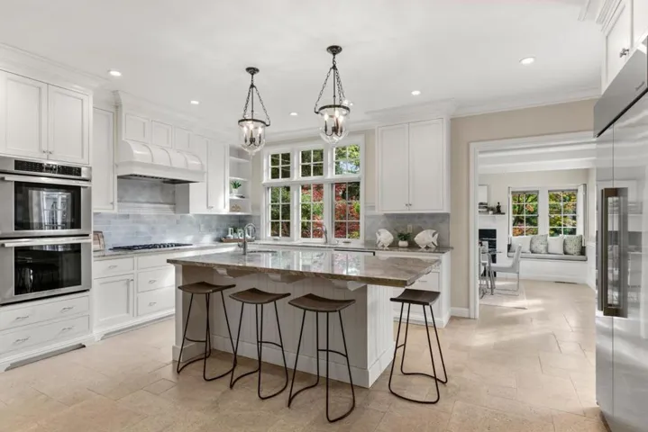 336 Brentwood Road, Hillsborough, California 94010