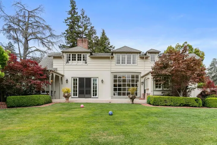 336 Brentwood Road, Hillsborough, California 94010