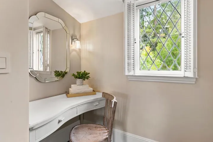 336 Brentwood Road, Hillsborough, California 94010