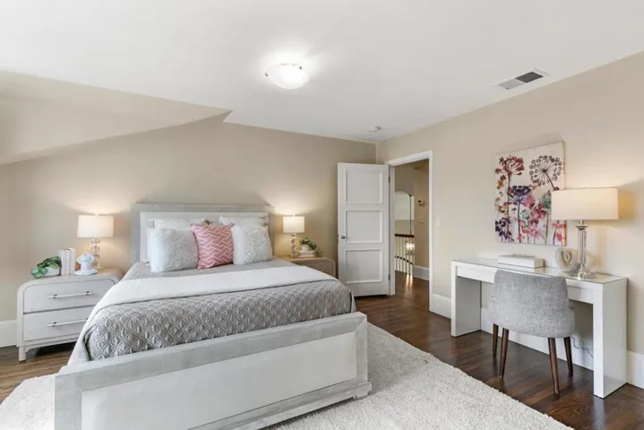 336 Brentwood Road, Hillsborough, California 94010