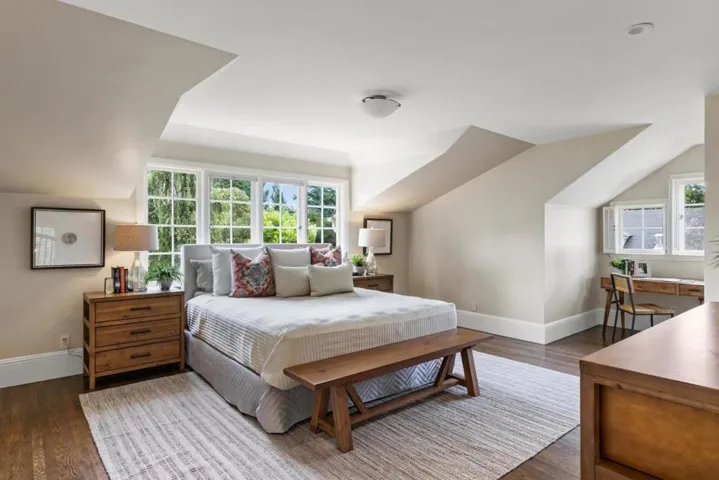 336 Brentwood Road, Hillsborough, California 94010
