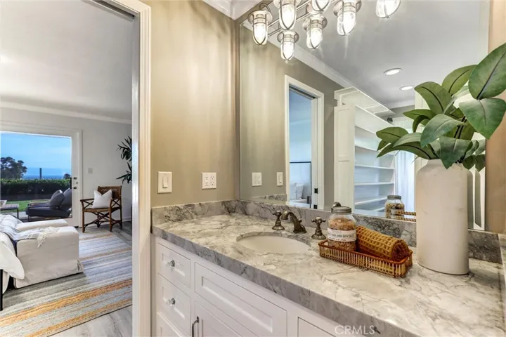4709 Cortland, Corona Del Mar, California 92625