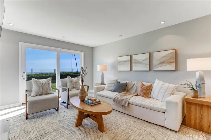 4709 Cortland, Corona Del Mar, California 92625