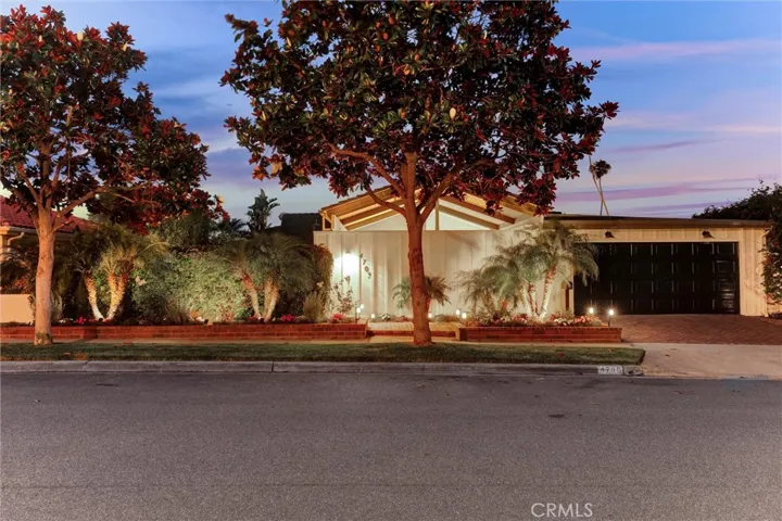 4709 Cortland, Corona Del Mar, California 92625