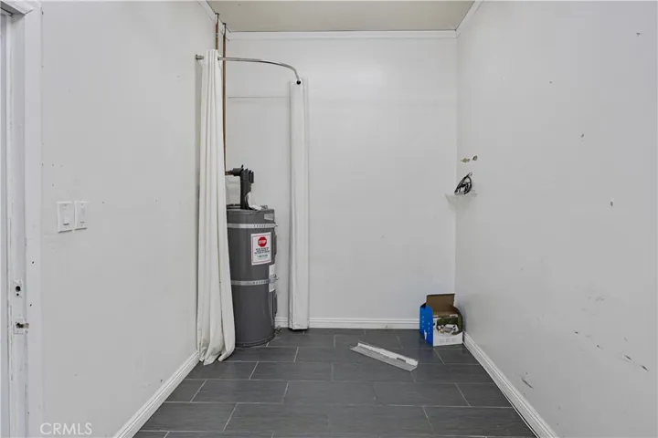 13052 Hawthorne Boulevard, Hawthorne, California 90250