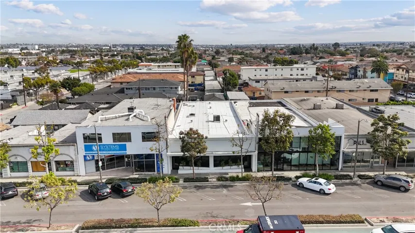 13052 Hawthorne Boulevard, Hawthorne, California 90250