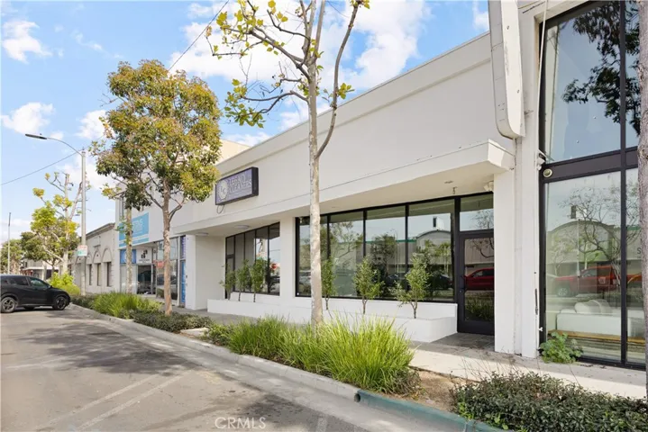 13052 Hawthorne Boulevard, Hawthorne, California 90250