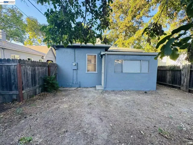1034 X St, Sacramento, California 95818