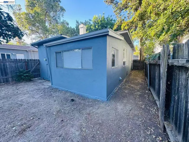 1034 X St, Sacramento, California 95818