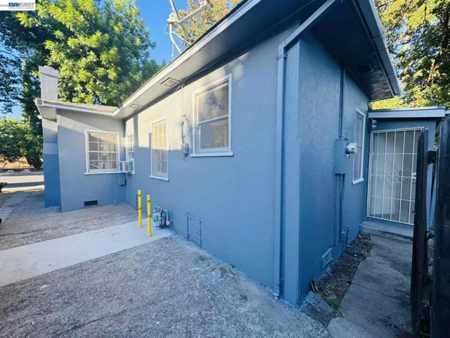 1034 X St, Sacramento, California 95818