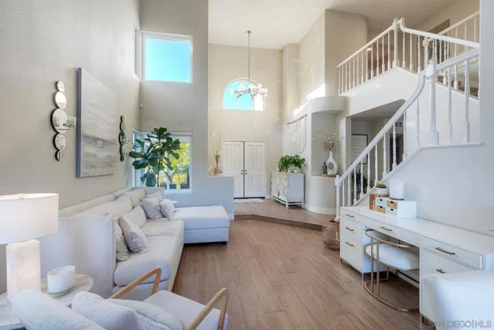 Gorgeous staircase.