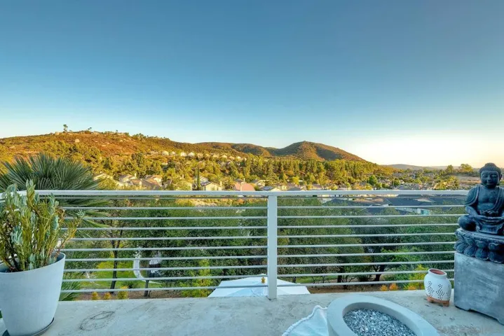 Panoramic southerly views to both the east and west.