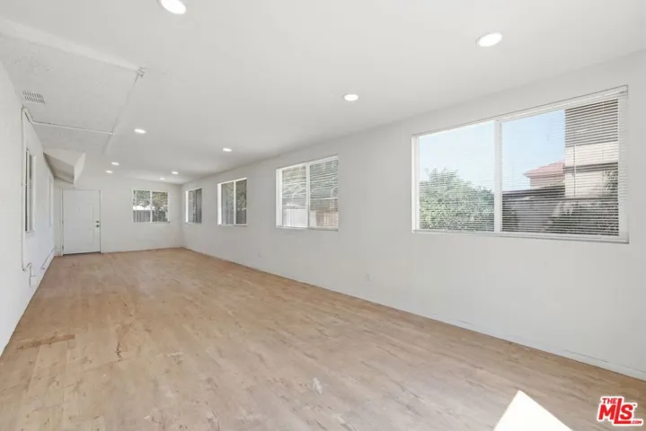 1045 Grossmont Drive, Whittier, California 90601