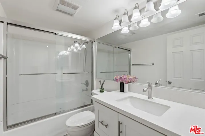1045 Grossmont Drive, Whittier, California 90601