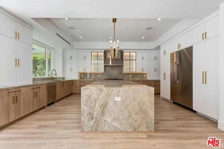 9224 Monte Mar Drive, Los Angeles, California 90035