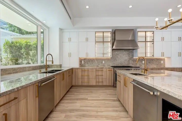9224 Monte Mar Drive, Los Angeles, California 90035