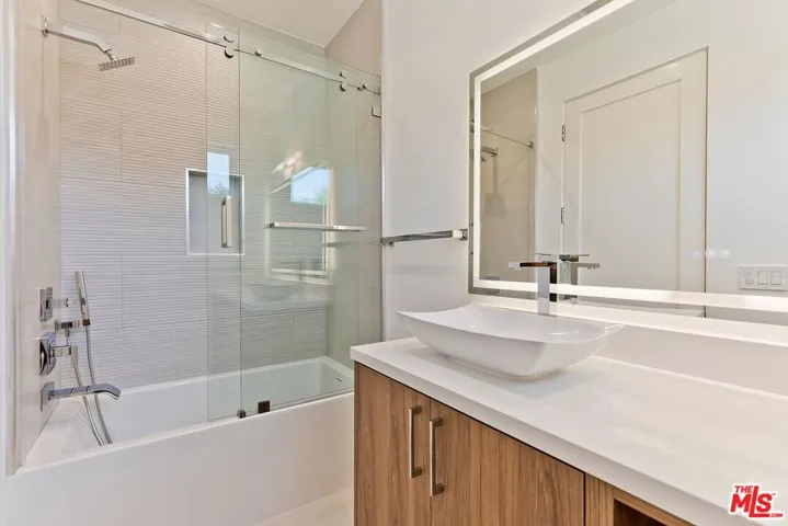 9224 Monte Mar Drive, Los Angeles, California 90035