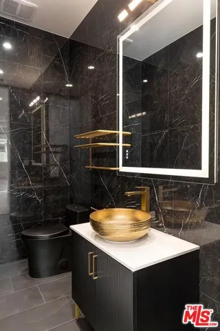9224 Monte Mar Drive, Los Angeles, California 90035