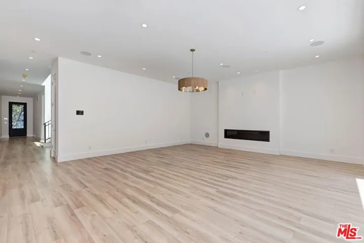 9224 Monte Mar Drive, Los Angeles, California 90035