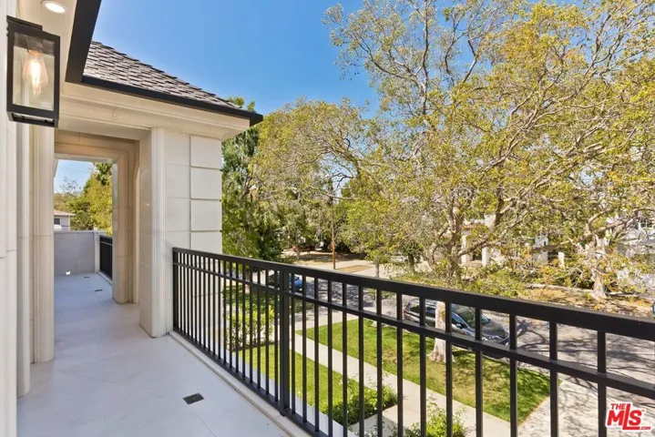 9224 Monte Mar Drive, Los Angeles, California 90035