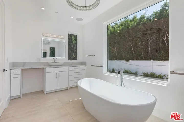 9224 Monte Mar Drive, Los Angeles, California 90035