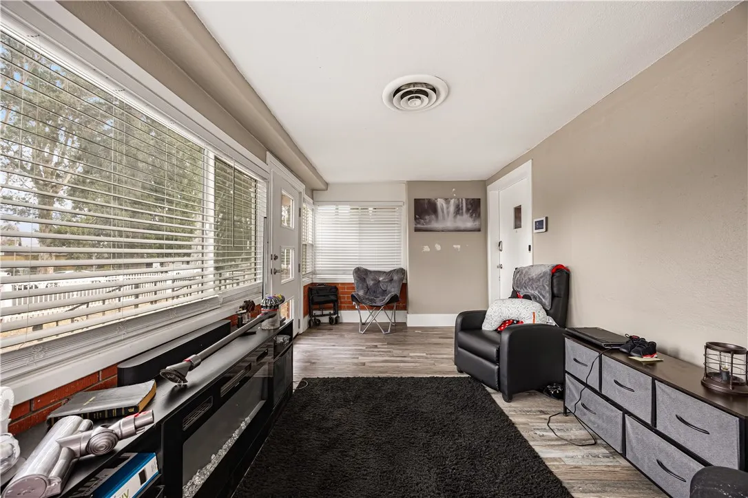 905 N San Gorgonio Avenue, Banning, California 92220 — photo 5