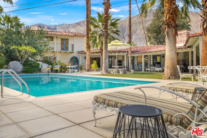 608 S Indian Trail, Palm Springs, California 92264