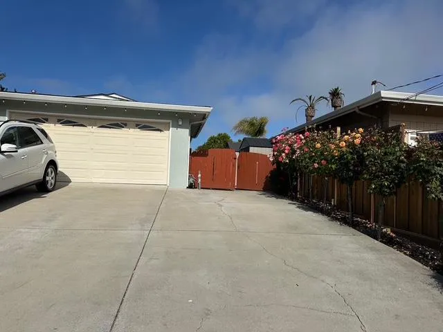 2114 Derby Avenue B, Capitola, California 95010