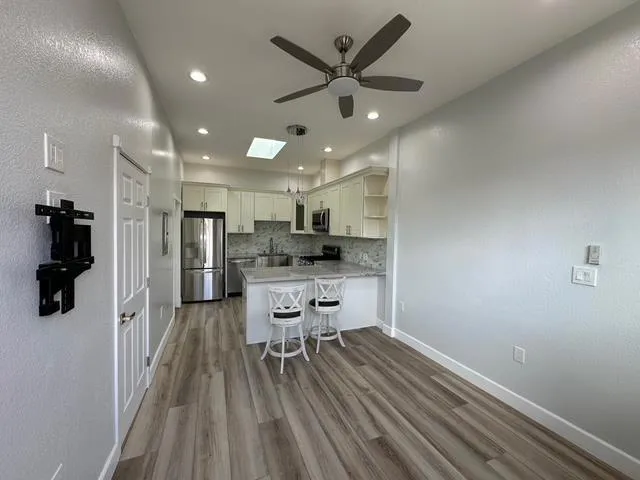 2114 Derby Avenue B, Capitola, California 95010