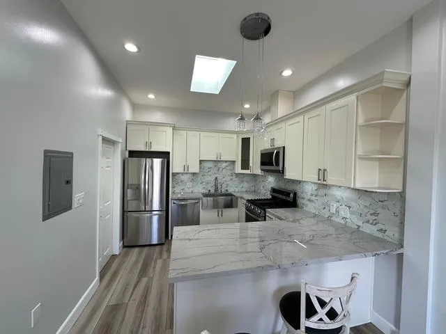 2114 Derby Avenue B, Capitola, California 95010