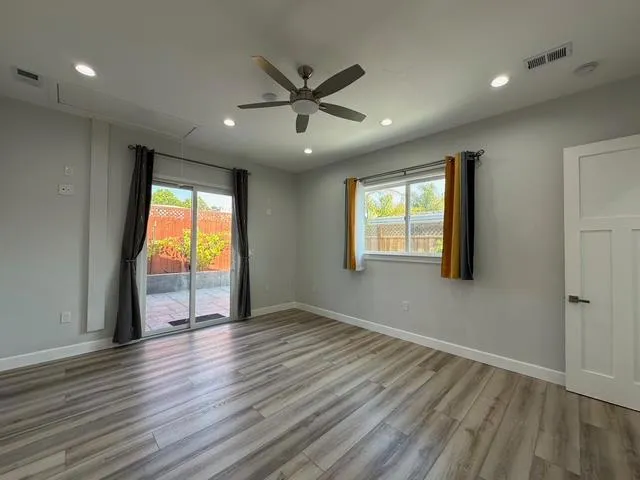 2114 Derby Avenue B, Capitola, California 95010