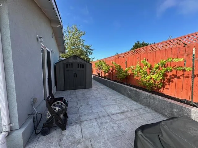 2114 Derby Avenue B, Capitola, California 95010