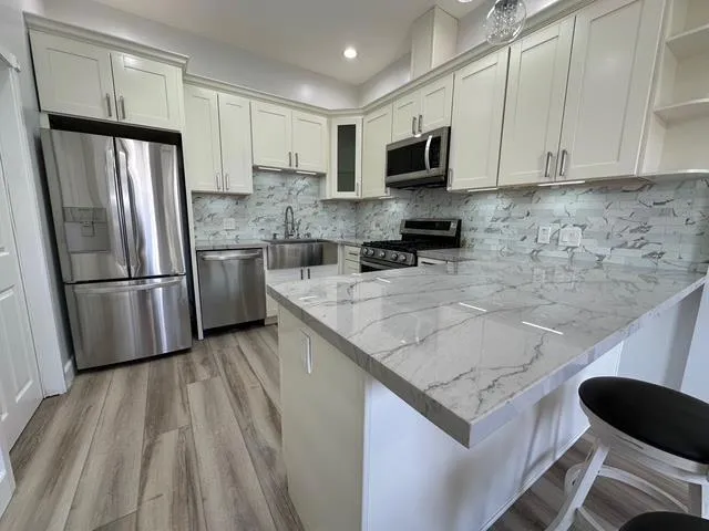 2114 Derby Avenue B, Capitola, California 95010