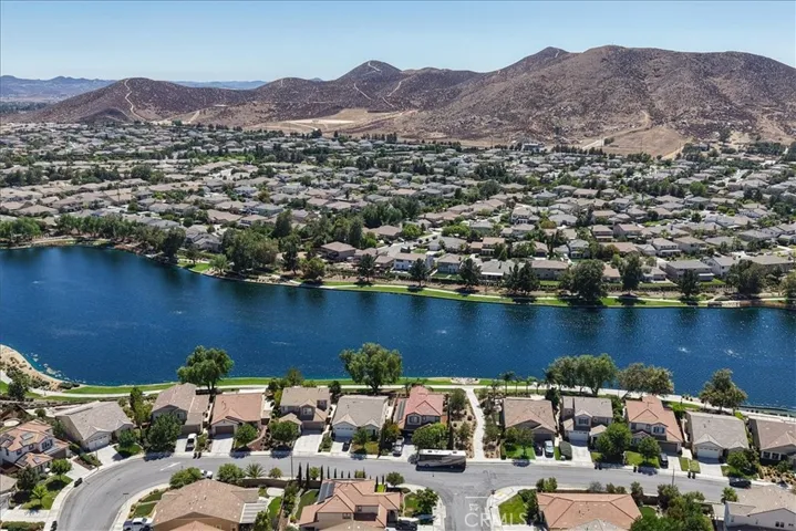29516 Wind Runner Court, Menifee, California 92585