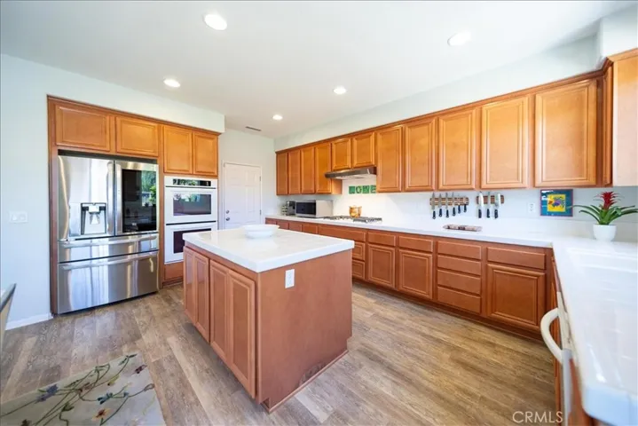 29516 Wind Runner Court, Menifee, California 92585