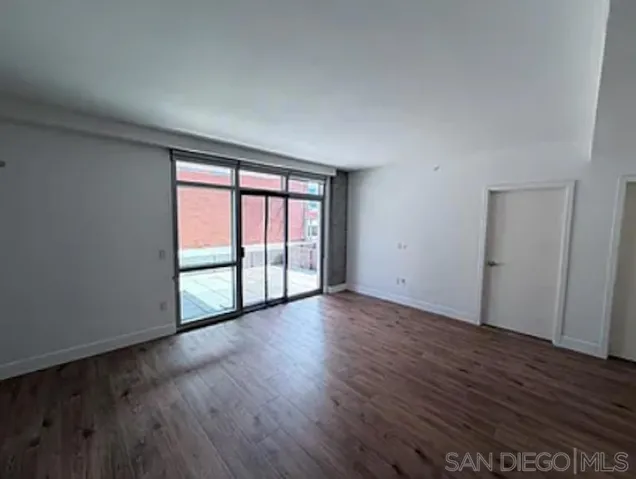 800 The Mark Ln 208, San Diego, California 92101