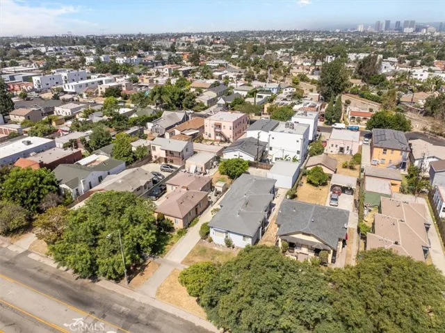 1901 Hauser 3, Los Angeles, California 90016