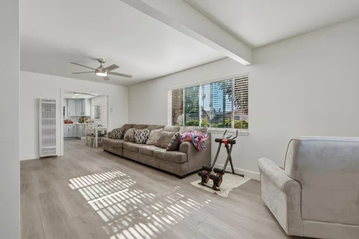 311 Santa Ana Road, Hollister, California 95023