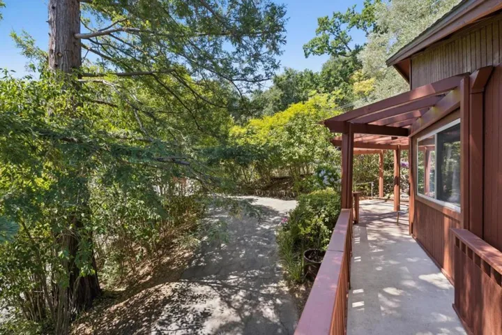 200 Jackson Street, Los Gatos, California 95030