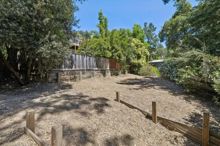 200 Jackson Street, Los Gatos, California 95030