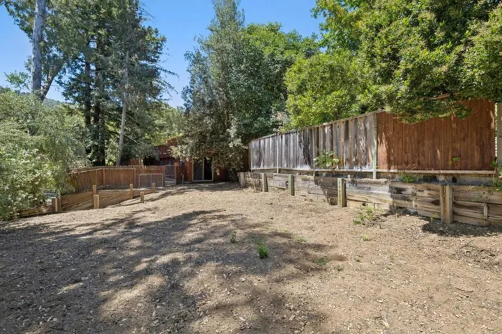 200 Jackson Street, Los Gatos, California 95030