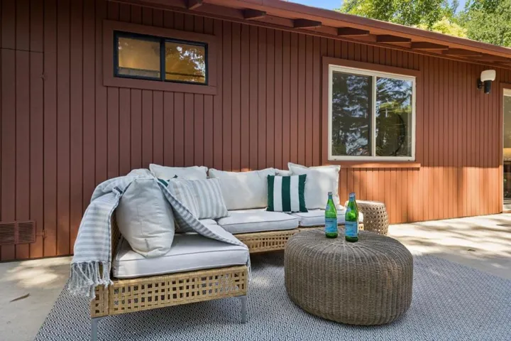200 Jackson Street, Los Gatos, California 95030