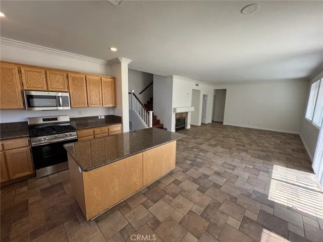 13858 Buckskin Trail, Corona, California 92883