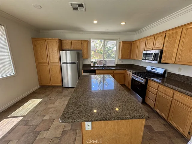 13858 Buckskin Trail, Corona, California 92883