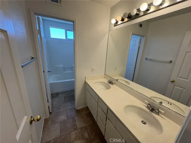 13858 Buckskin Trail, Corona, California 92883