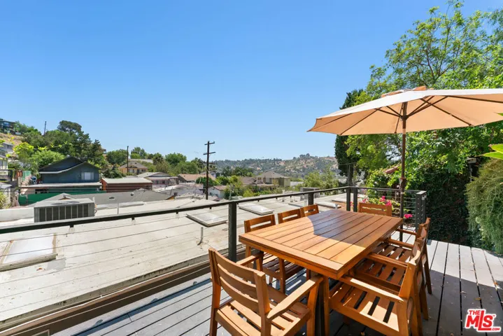 422 James Street, Los Angeles, California 90065