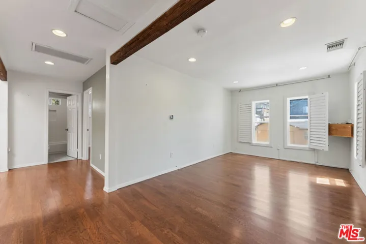 422 James Street, Los Angeles, California 90065