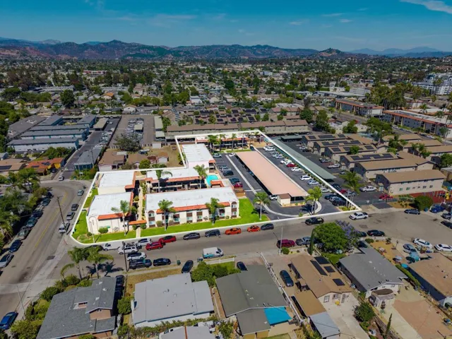 345 E Park Avenue, Escondido, California 92025