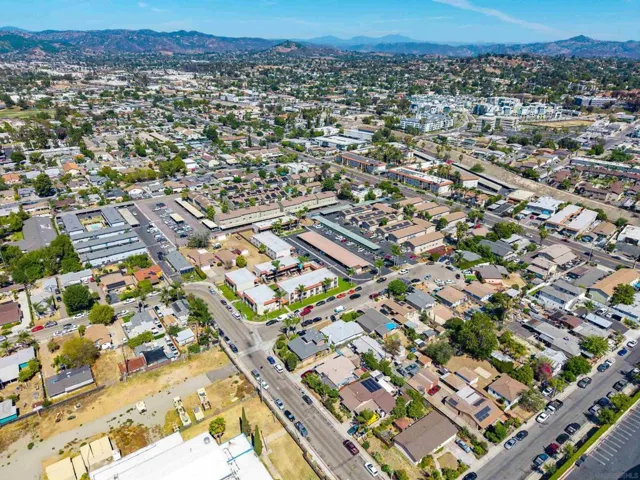 345 E Park Avenue, Escondido, California 92025